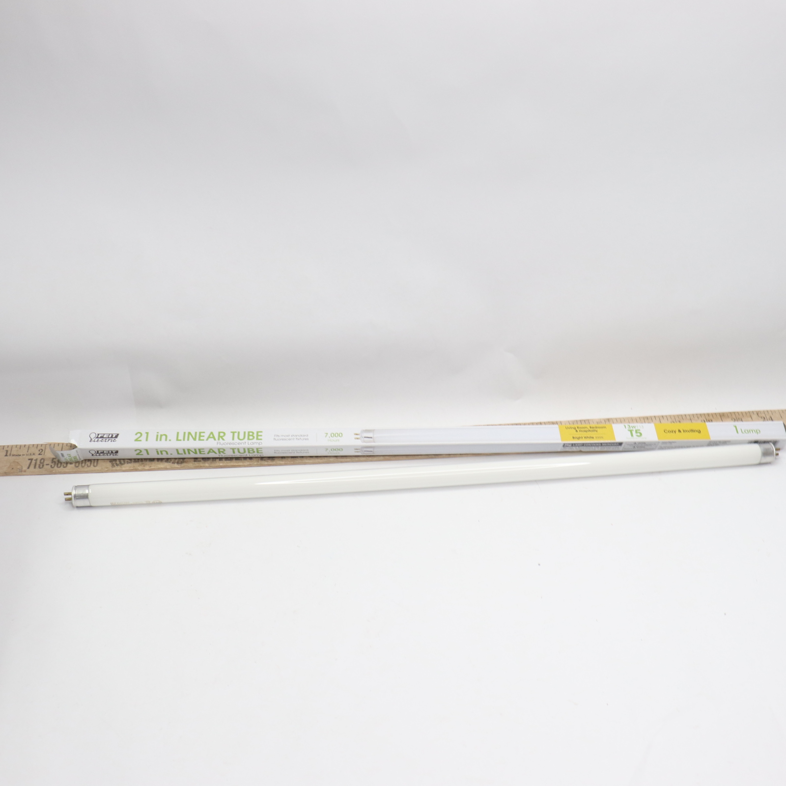 Feit Electric F4T5/CW Fluorescent Bulb 4 W T5 6 L Cool White Linear